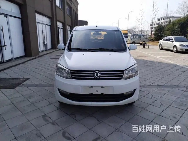 风光 2016款 风光330 1.5 手动 乐享型7-8座 - 图片 1