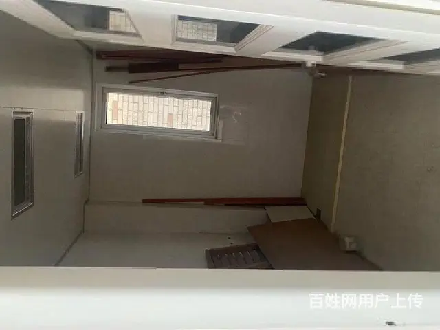 与新北万达一路之隔的叠加别墅（带80平左右院子和地下室） - 图片 8