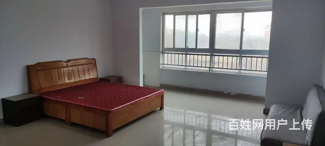 出租龙腾社区房子一套 - 图片 1