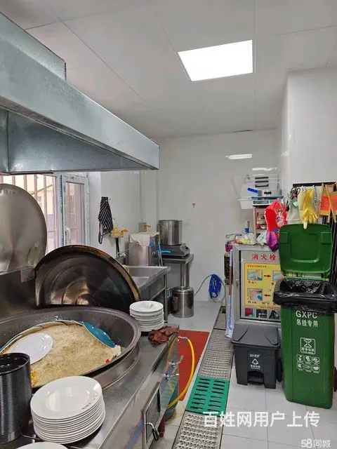 C9634位于昌吉市长宁南路附近临街店面转让 - 图片 6