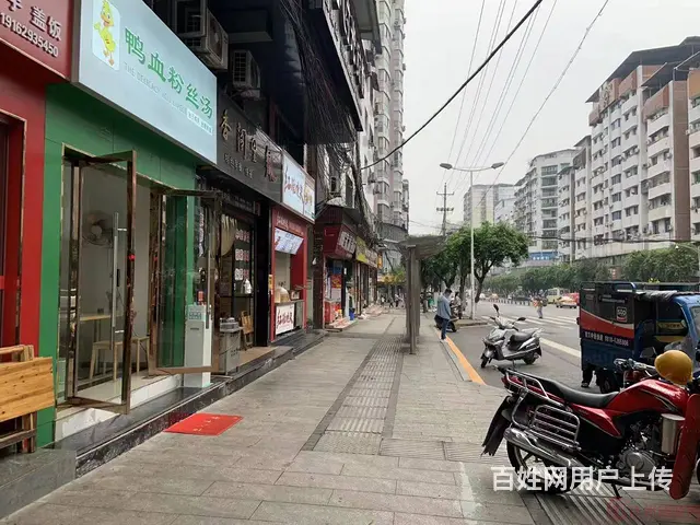 （达州铺源网）宣汉新宣中后大门40㎡餐饮店转让 - 图片 1