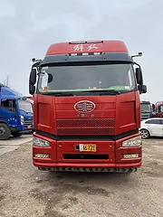 衡水 17年解放牵引车 急售