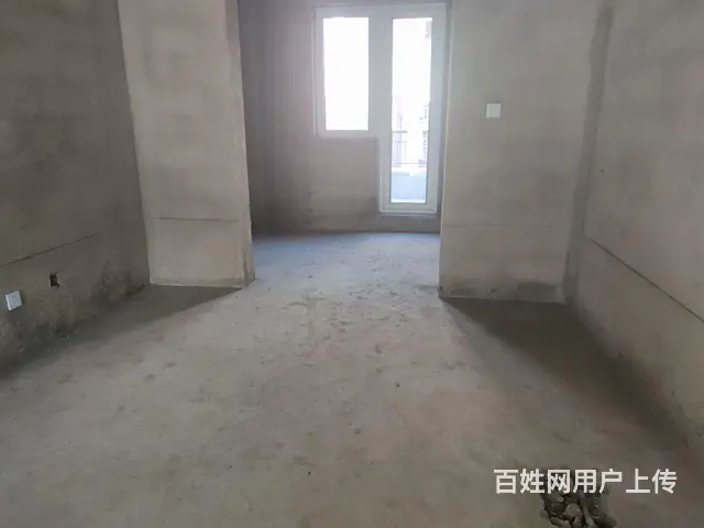 零首付出售绿地剑桥联排别墅 - 图片 3