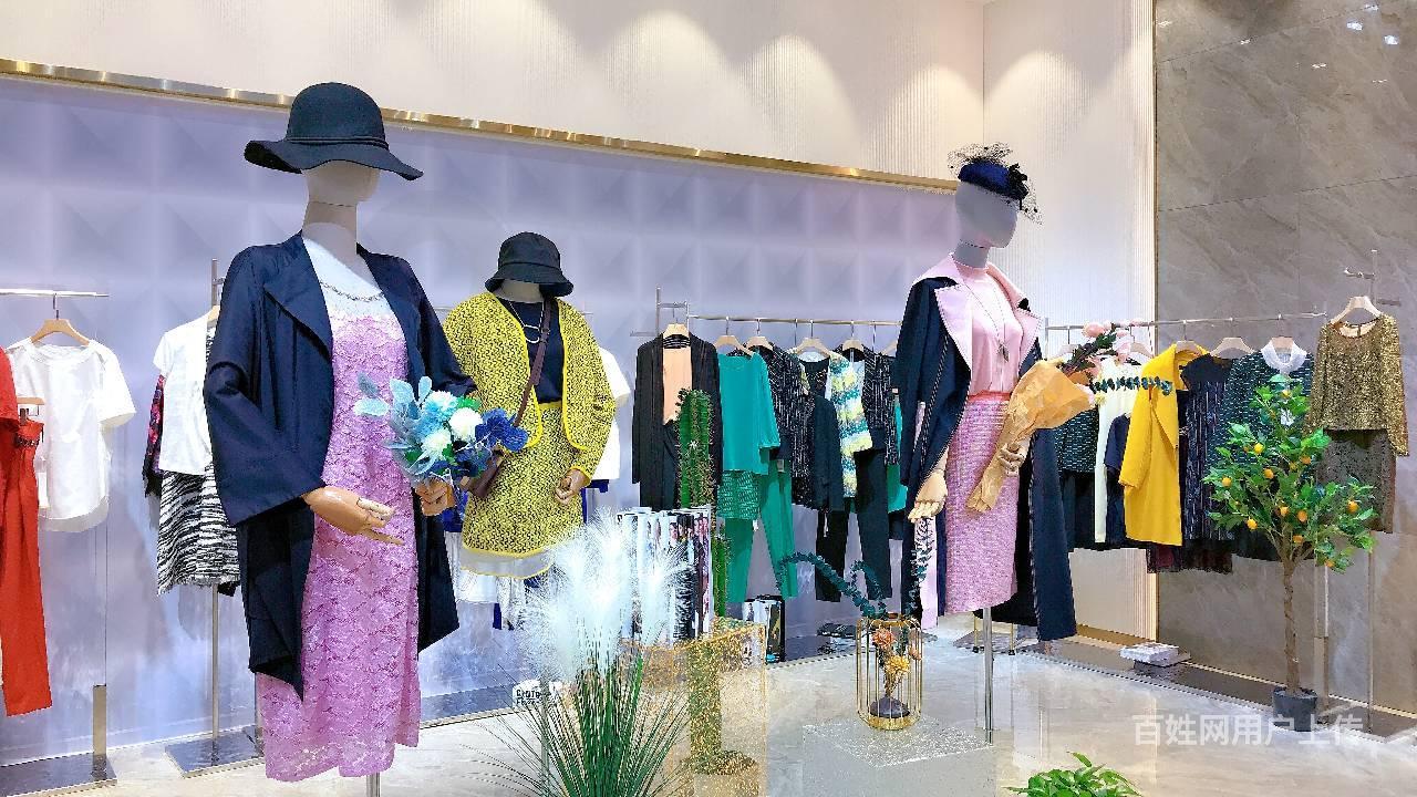 丽莱lilly秋冬系列女装品牌折扣