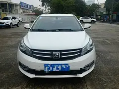 众泰Z560 2017款 1.5T 无级 豪华型
