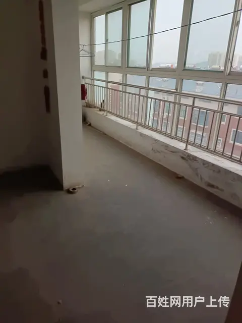 翟家小区七楼平顶超大阳台落地飘窗 - 图片 4