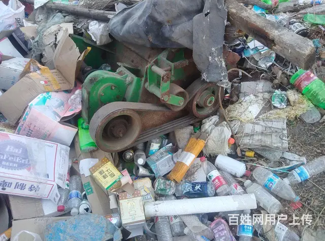 机宁联两行背负式玉米收获机和五行迪尔210抛撒 - 图片 4
