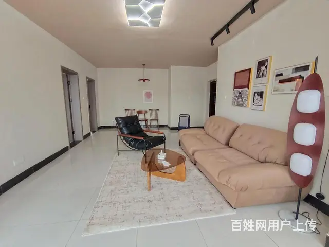 5号线火炬村地铁口，运通馨苑电梯大两房，轻奢民宿风，超大阳台 - 图片 12