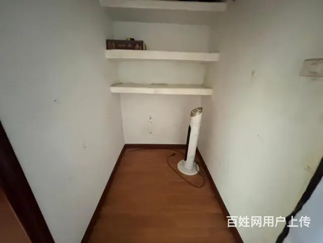 洪山路一中四小旁边，精装修四房，停车方便 - 图片 8