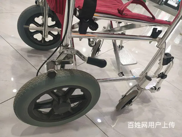九成新轮椅 - 图片 5