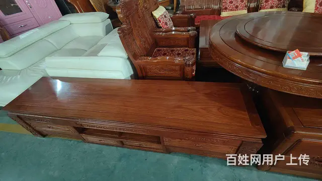 出售一套花梨沙发、餐桌、电视柜、床 - 图片 3