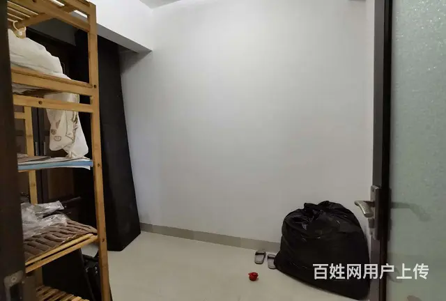 吉大荔苑精装4房2厅2卫出租，租价2500。楼梯6楼。 - 图片 7
