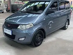 五菱 宏光 2014款 1.5 手动 标准型7-8座