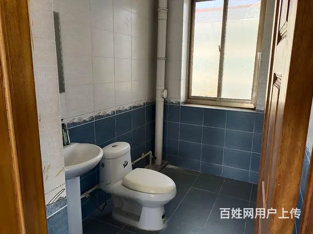 乳山银滩珍珠湾花园二手房5楼76平送储藏室出售 - 图片 3