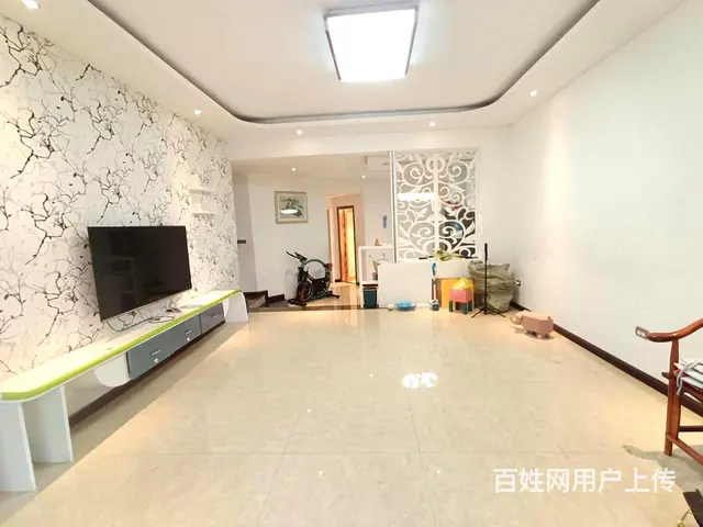 区医院旁边，首付两成，白金  ，精装修3室2厅1卫，接受按揭 - 图片 3