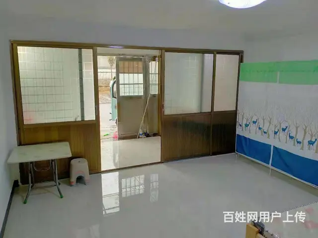 一楼1室1厅1卫简单装修，家具家电齐全，拎包入住 - 图片 1