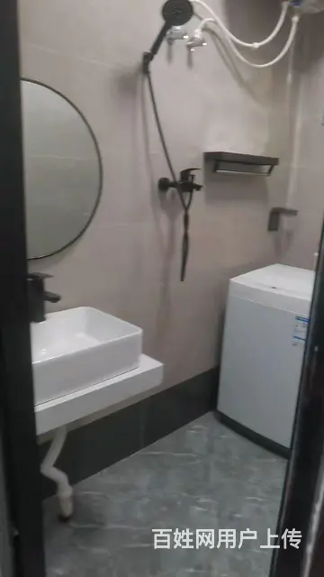房东出租软三c7对面带阳台小单间 - 图片 2