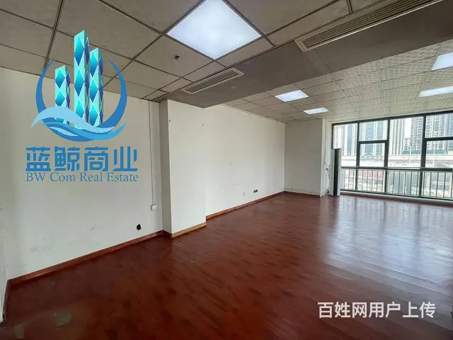 环球港与金龙湖之间100平高铁时代广场纯办公 - 图片 1