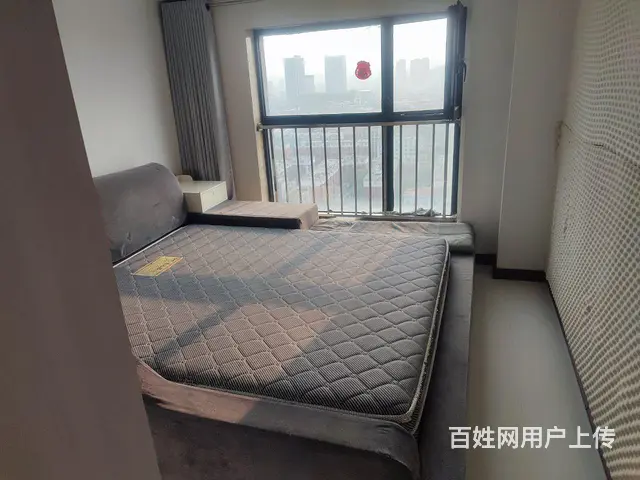 此房位于火车站东出口，复试的房子楼上两个卧室，楼下厨房客厅卫 - 图片 12