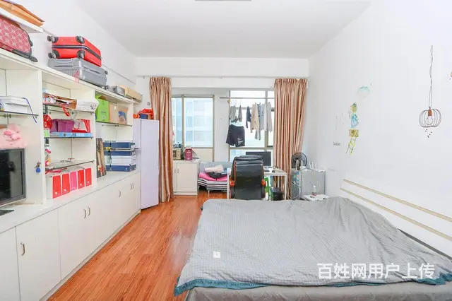 中栋国际 平层小公寓 诚售 - 图片 1
