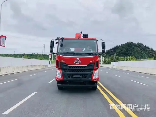 柳汽乘龙前四后八14吨程力随车吊 山区定制版 - 图片 5