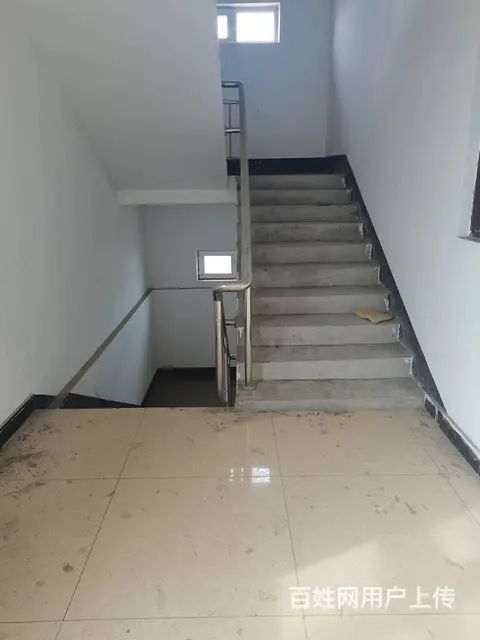 昌吉北郊三层楼整体出租 - 图片 10