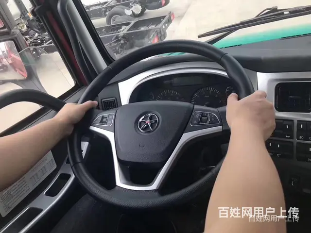 国六黄牌后八轮挖机拖板车 平板车 载重能力强 - 图片 7