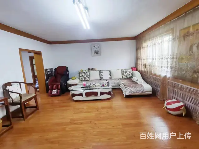 工农区北三道街4楼3室2厅1卫137.07平35万 - 图片 1