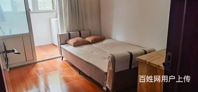 黄 普通住宅1厅 中等装修 - 图片 1