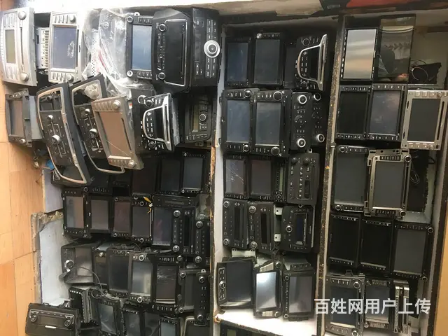 无底价甩卖各种汽车音响汽车导航 沈阳市皇姑区昆​​ - 图片 1