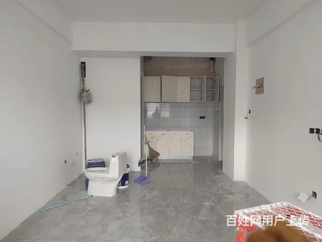 四号线皇寺路附近，全屋翻新，地热，拎包入住，全新家居。 - 图片 1