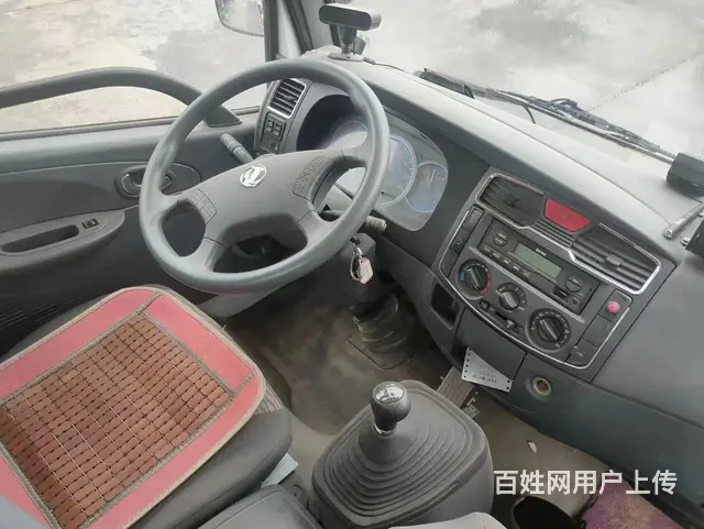 国五东风多利卡满载8吨油罐车 - 图片 5
