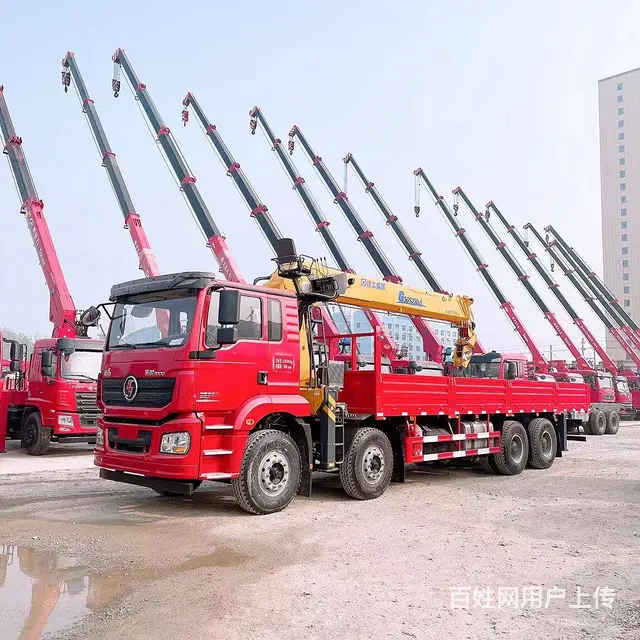 陕汽德龙前四后八14吨徐工随车吊 建筑工地 - 图片 1
