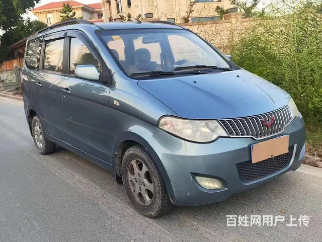 五菱宏光面包车7座 - 图片 2