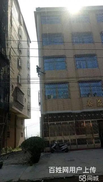 外墙高空清洗，蜘蛛人安装作业 - 图片 5