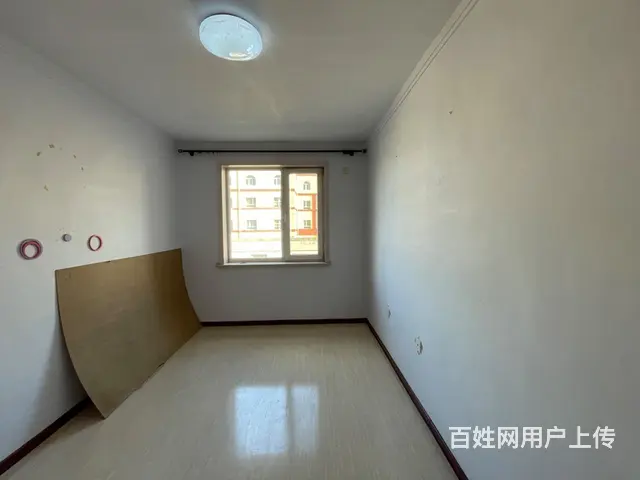 中华园车库上二楼45平阴阳格局，中等装修，中税t可 - 图片 10