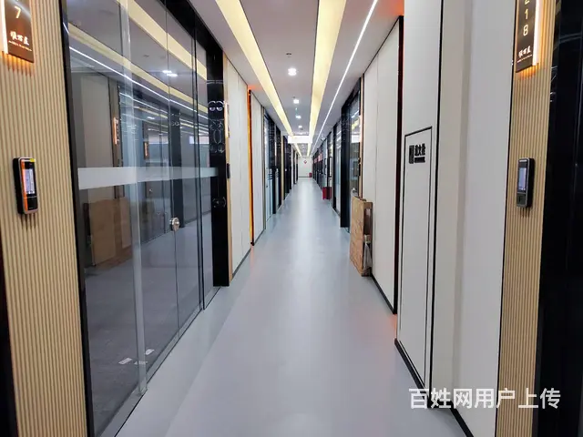 珠海吉大 215㎡带大露台的办公室出租 免中介 带家具 - 图片 2