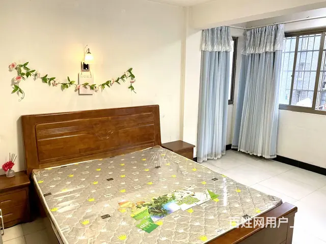 【搞定了！】出租南浔大中路朝南带大阳台精装修大单间 - 图片 1