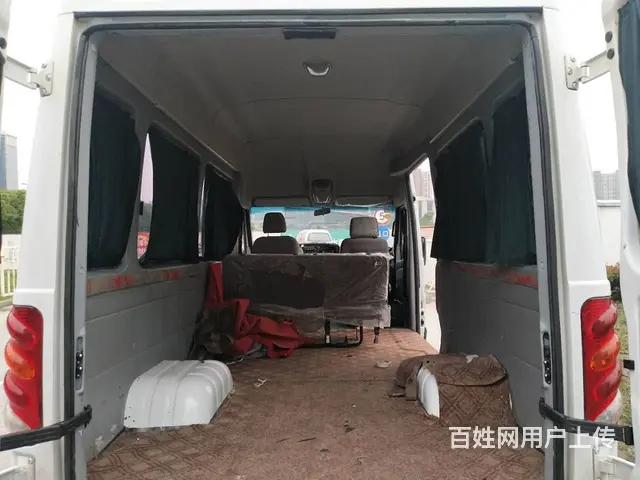 依维柯长轴高顶6座后双胎支持分期付款包过户 - 图片 9