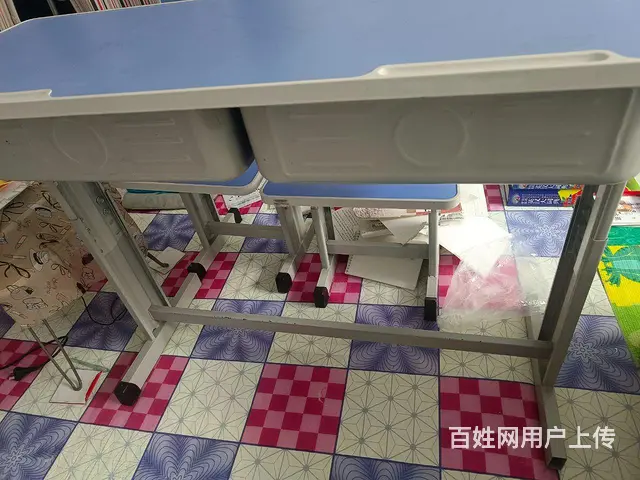双人学习桌加两把椅子 - 图片 2