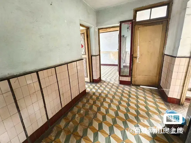 八公山商业街旁，3.8万，两室一厅 - 图片 1