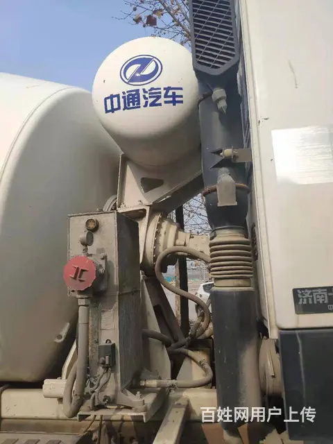 转让18年二手豪沃大14方搅拌车 340马力后八轮 - 图片 4