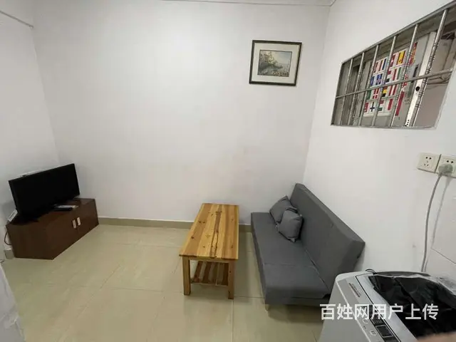 拱北关口迎宾广场电梯精装一房一厅出租，租价1600。近关口 - 图片 1