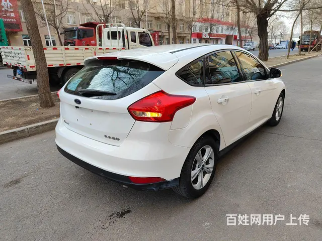 福特 福克斯 2015款 福克斯-两厢 1.6 双离合 舒适 - 图片 4