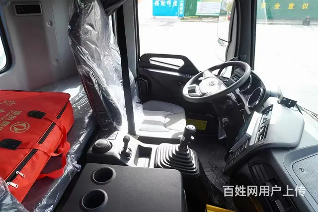 虹宇厂家直销东风天锦6.8米冷藏车 现车低价处理 - 图片 9
