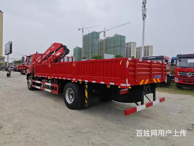 多利卡D8单桥6.3吨折臂随车吊 欢迎来电可发配置报价 - 图片 4