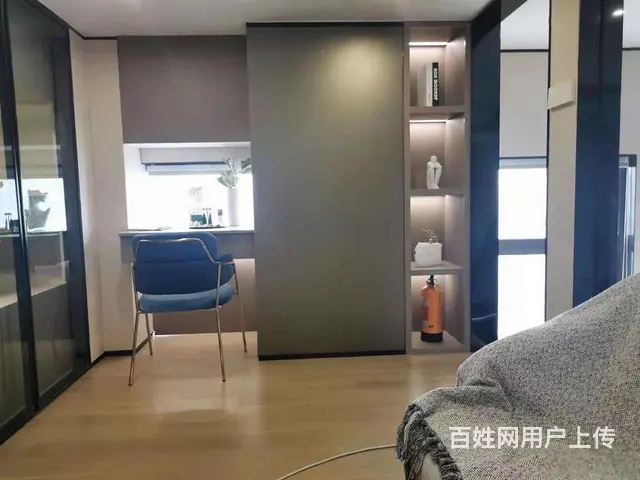 急售吾悦广场复试公寓首付20万民用水电月租2400带阳台 - 图片 5