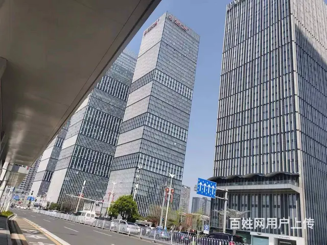 万达广场5A级别江景写字楼工位出租/虚拟办公室/服务式办公室 - 图片 1