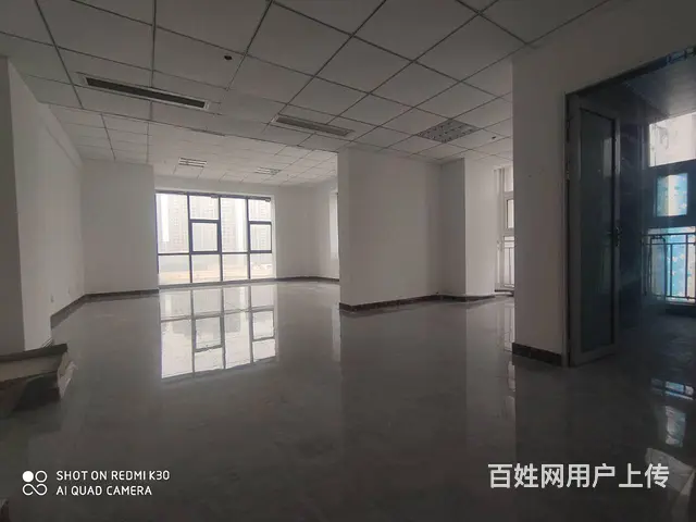 高铁时代广场100平环球港对面纯办公 - 图片 2