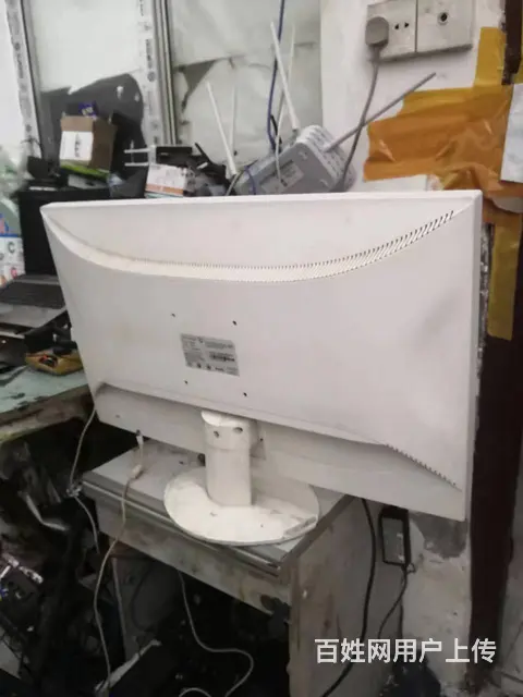 27大屏易美逊品牌高清液晶电脑显示器 - 图片 2